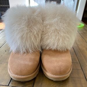 UGG Valentines fur cuff boot